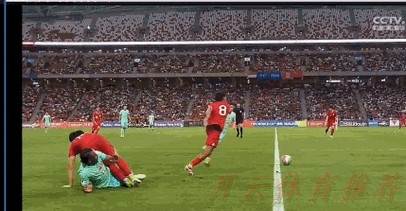 开云体育世界杯动态：世预赛中国男足4:1战胜新加坡